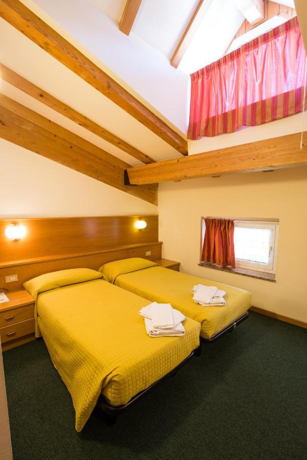 Hotel Fai ไฟเดลลาปากาเนลลา ห้อง รูปภาพ